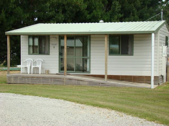 Grumpy'S Kiwi Holiday Park Geraldine Exterior photo